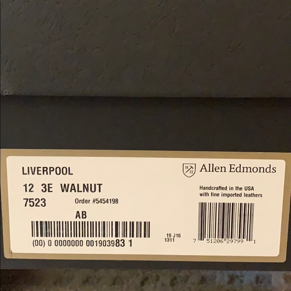 Men’s Allen Edmonds Liverpool Boots - Picture 1 of 7
